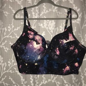 Torrid Galaxy swim top size 4